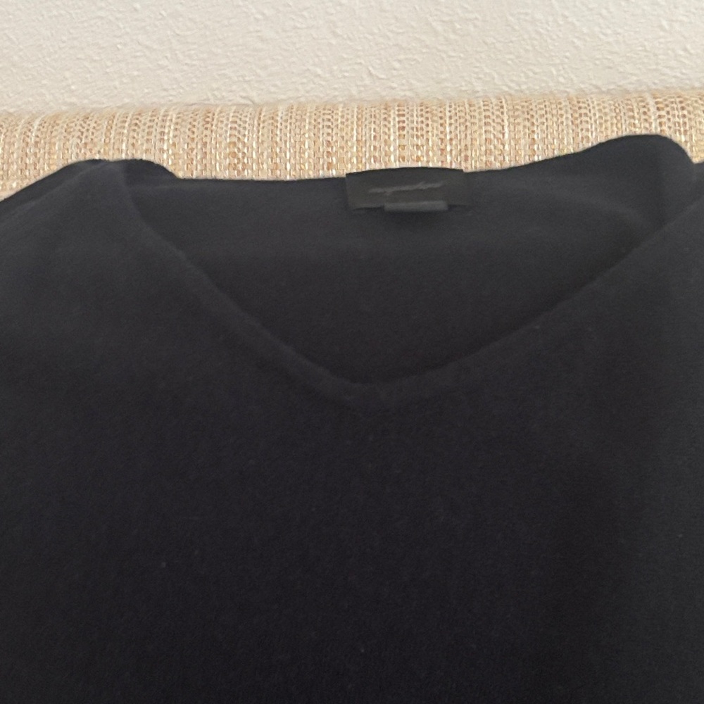 Magaschoni Elegant Black Midi Dress - Picture 5 of 5